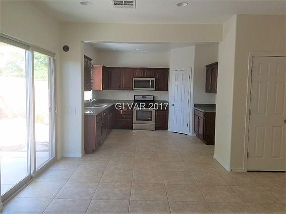 4th image of 4509 Galapagos Ave