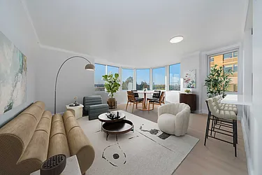 140 Riverside Boulevard