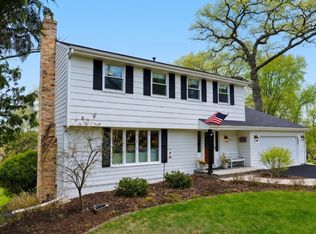 1085 Oak Cir, Wayzata, MN 55391