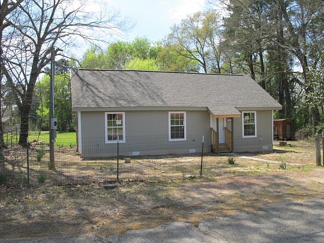 1st image of 2200 Ludolph St
