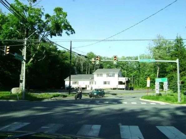 350 Phillips Rd, Clifton Township, PA 18424