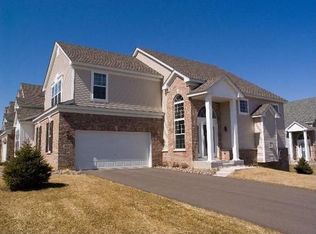 3932 Darling Dr, Woodbury, MN 55125