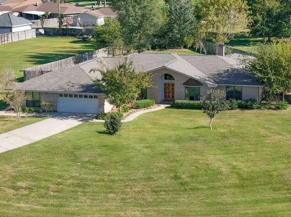 512 Orchard Dr, Lake Charles, LA 70605