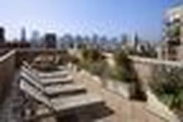 Rented by LG Fairmont Group