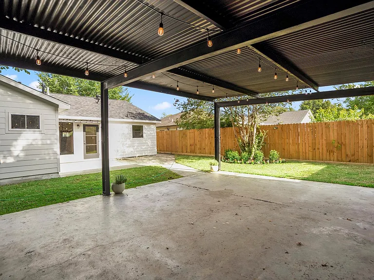 4206 Gano St — Photo 19