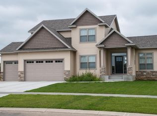 2005 Shannon Oaks Blvd NE, Rochester, MN 55906