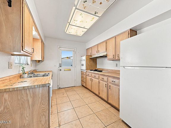 2nd image of 10050 N 103RD Avenue