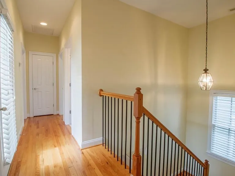 332 Highland Point Dr — Photo 17
