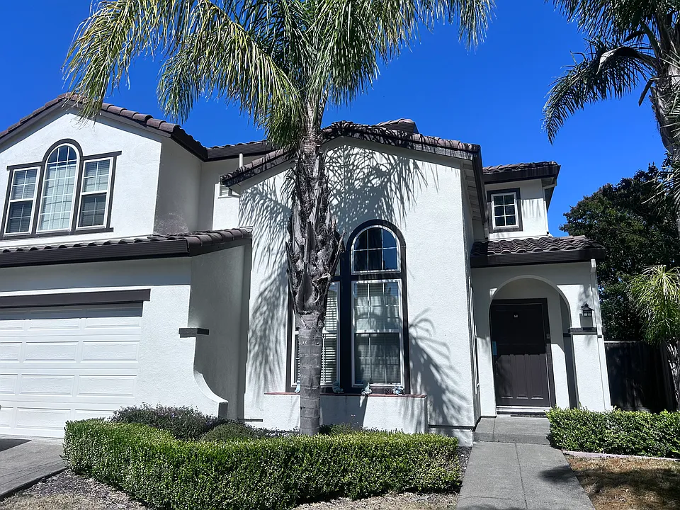 10 Ripley Ln