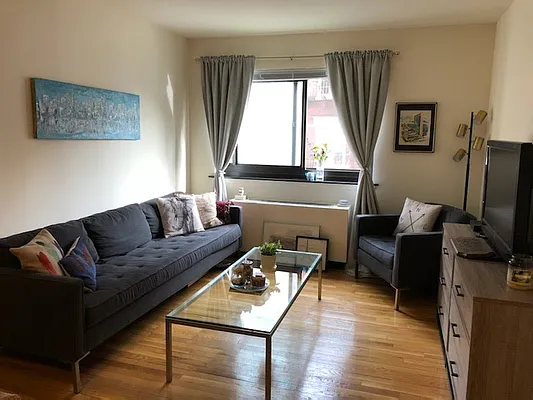 Rented by AZ REALTY NYC LLC | media 2