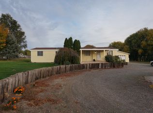 28907 S Finley Rd, Kennewick, WA 99337