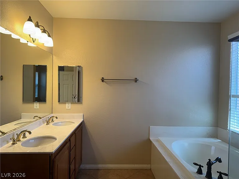 9113 Parkstone Ave — Photo 13
