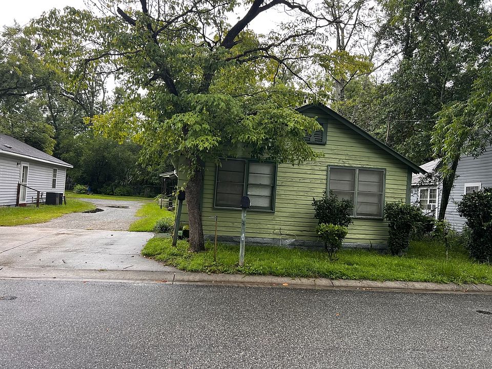 1st image of 203 Cherry St