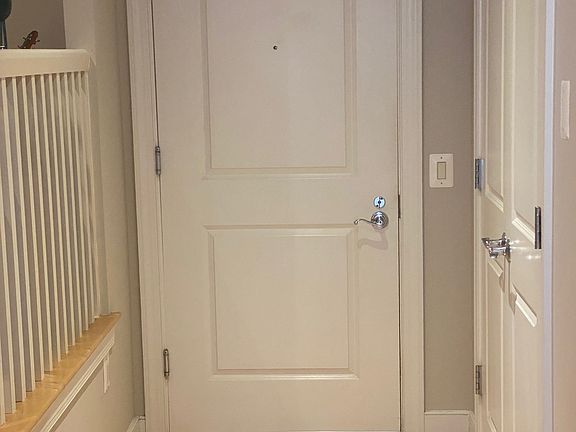 Foyer with Closet