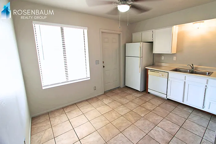 2 bed, 1.0 bath, 810 sqft, $1,349 — Photo 4