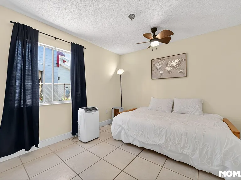 293 Chicago Woods Cir — Photo 16