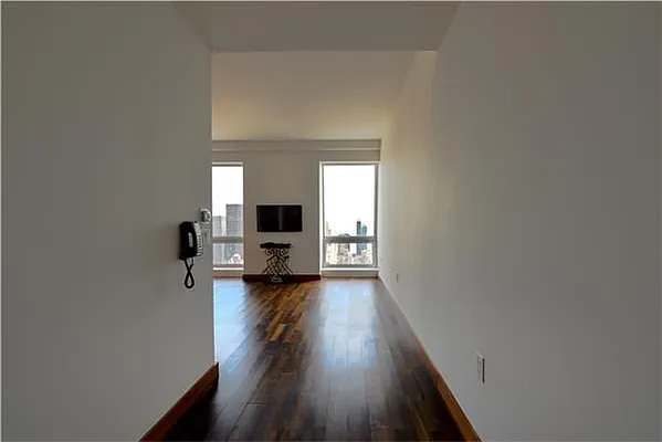 Rented by 212 Consulting Corp | media 40