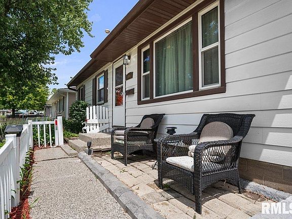 5th image of 1203 N Thornwood Ave