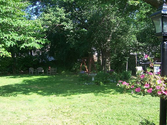 3rd image of 4302 Sheridan Dr