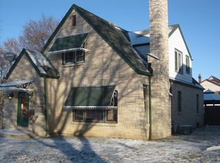 3002 S 46th St, Milwaukee, WI 53219