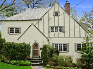131 N Chatsworth Ave, Larchmont, NY 10538