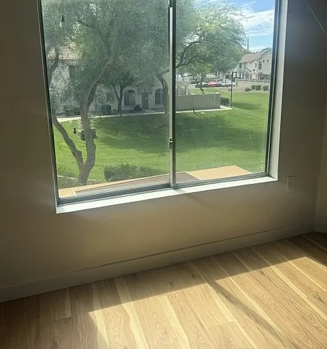3 bed, 2.5 bath, 1439 sqft, $1,950 — Photo 3