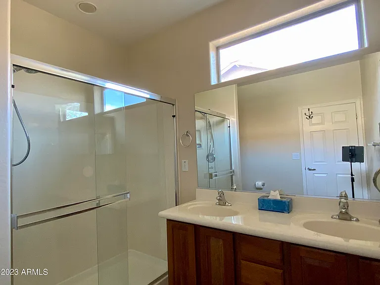 1776 W Owens Way — Photo 6