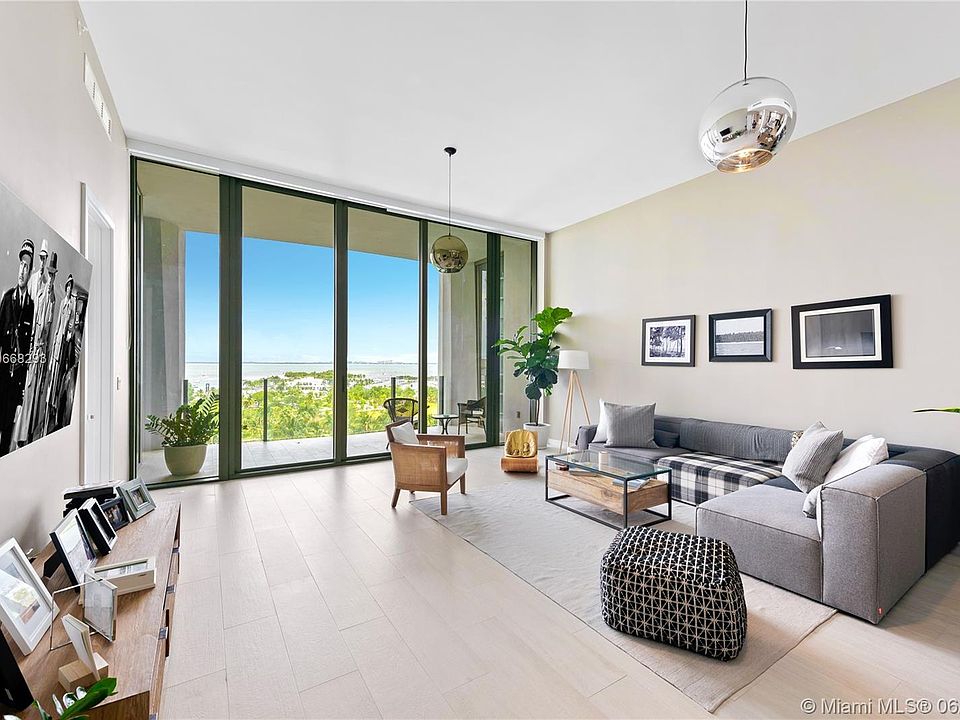 1st image of 2821 S Bayshore Dr Unit 9C
