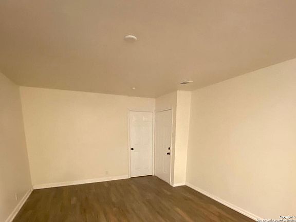 2nd image of 315 COLGLAZIER AVE