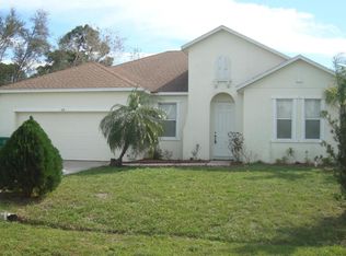 418 SE Guava Ter, Port Saint Lucie, FL 34983