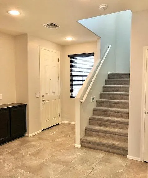 157 N Sandal — Photo 11