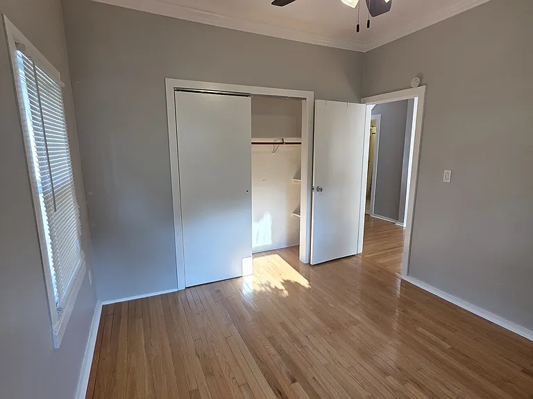 3230 Lexington Ave #11 — Photo 15