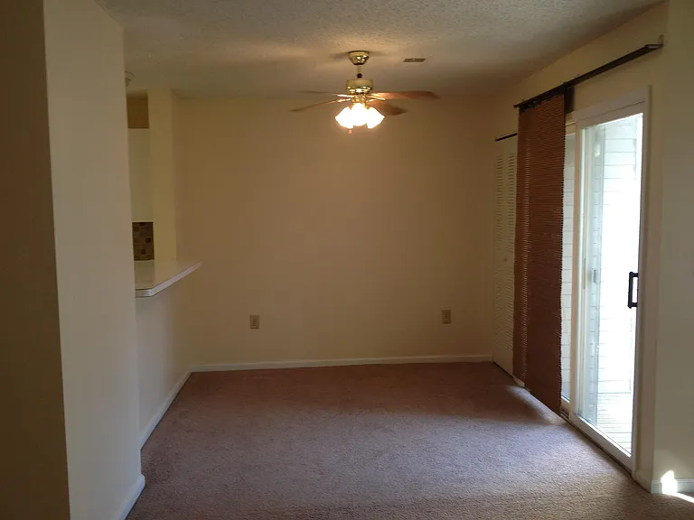 521 Edpas Rd — Photo 2