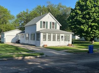 402 Larson Ave, Ashby, MN 56309