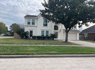 902 Bayou Bend Dr, Deer Park, TX 77536