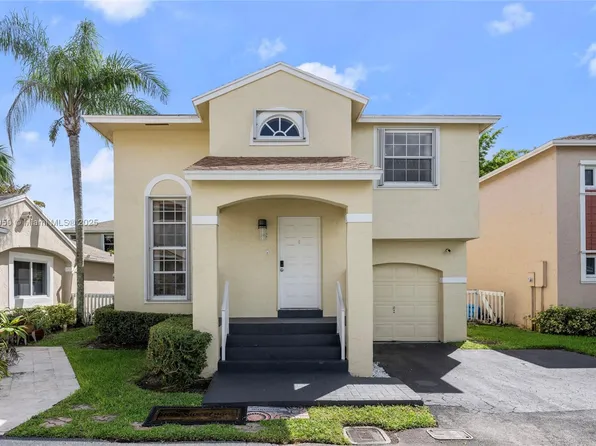 11862 NW 13th St, Pembroke Pines, FL 33026