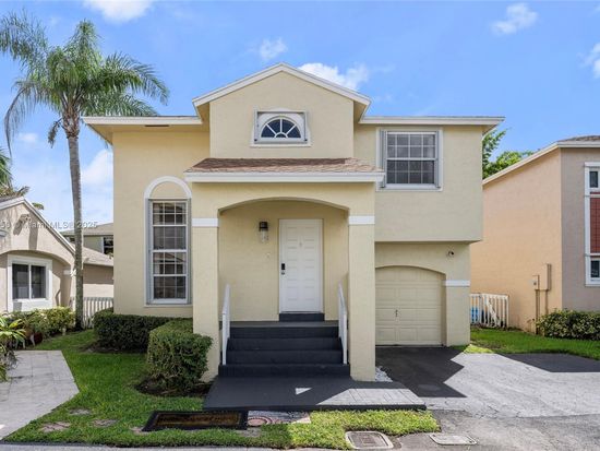 11862 NW 13th St, Pembroke Pines, FL 33026