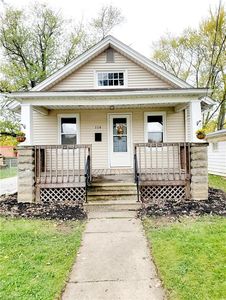 114 Euclid St, Elyria, OH, 44035