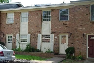 1st image of 324 Jackson St