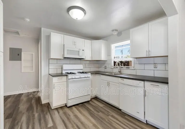 126 S Lincoln Ave #3 — Photo 1