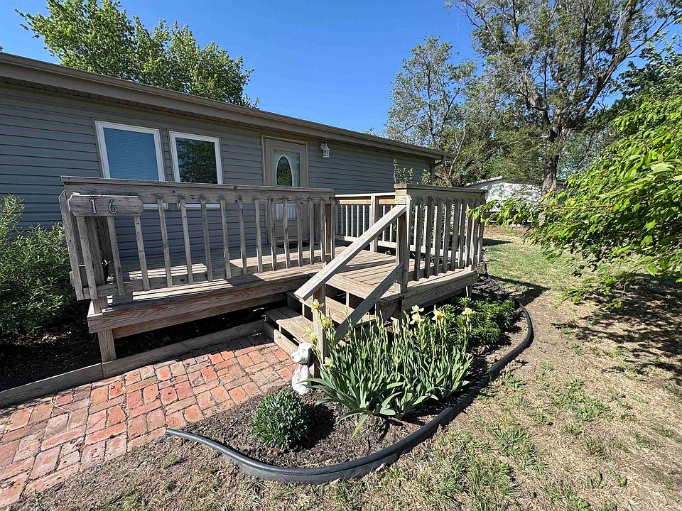 1st image of 16 N Rushmore Dr