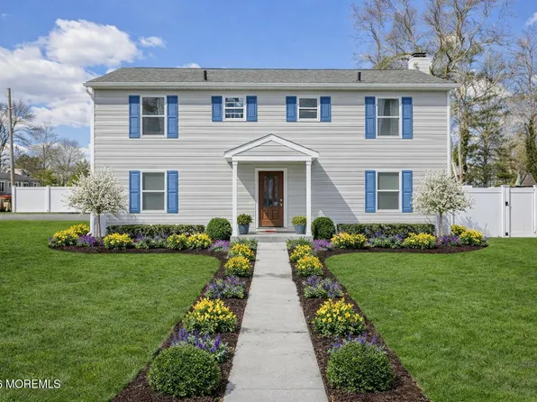 380 Trenton Avenue N, Bayville, NJ 08721