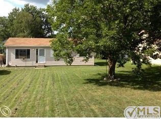 322 W Walnut St, Webberville, MI 48892