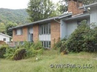 44 Lanning Dr, Waynesville, NC 28786