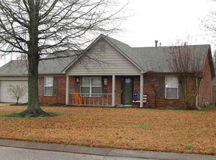 215 Pine Ridge Ln, Oakland, TN 38060