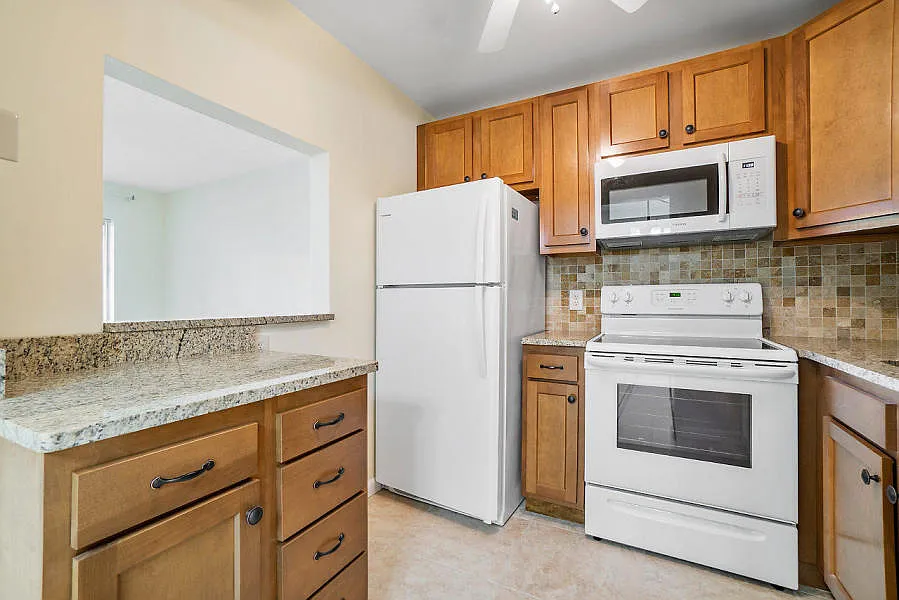 1 bed, 1.0 bath, 650 sqft, $1,450 — Photo 3