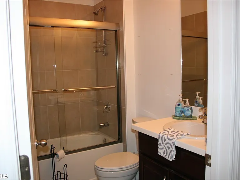 20056 Sweetbay Dr — Photo 28