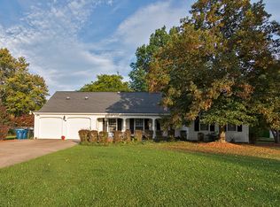 5419 Rosecliff Dr, Lorain, OH 44053