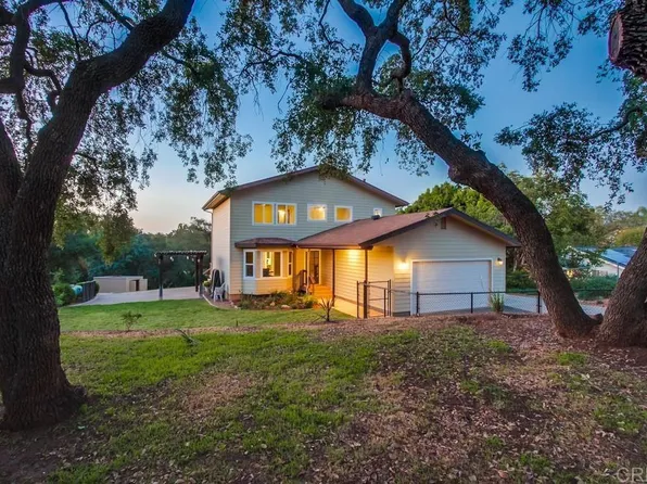 10452 Burned Oak Ln, Escondido, CA 92026