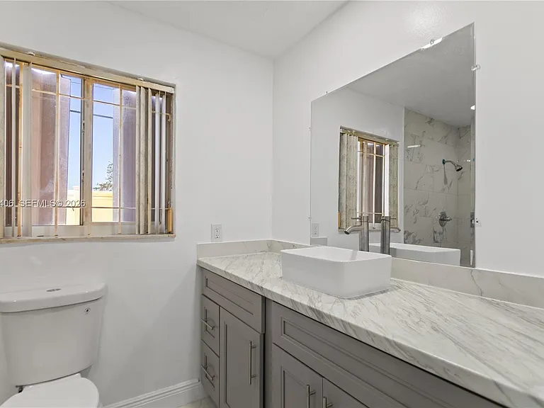 3521 NW 18th Pl — Photo 39